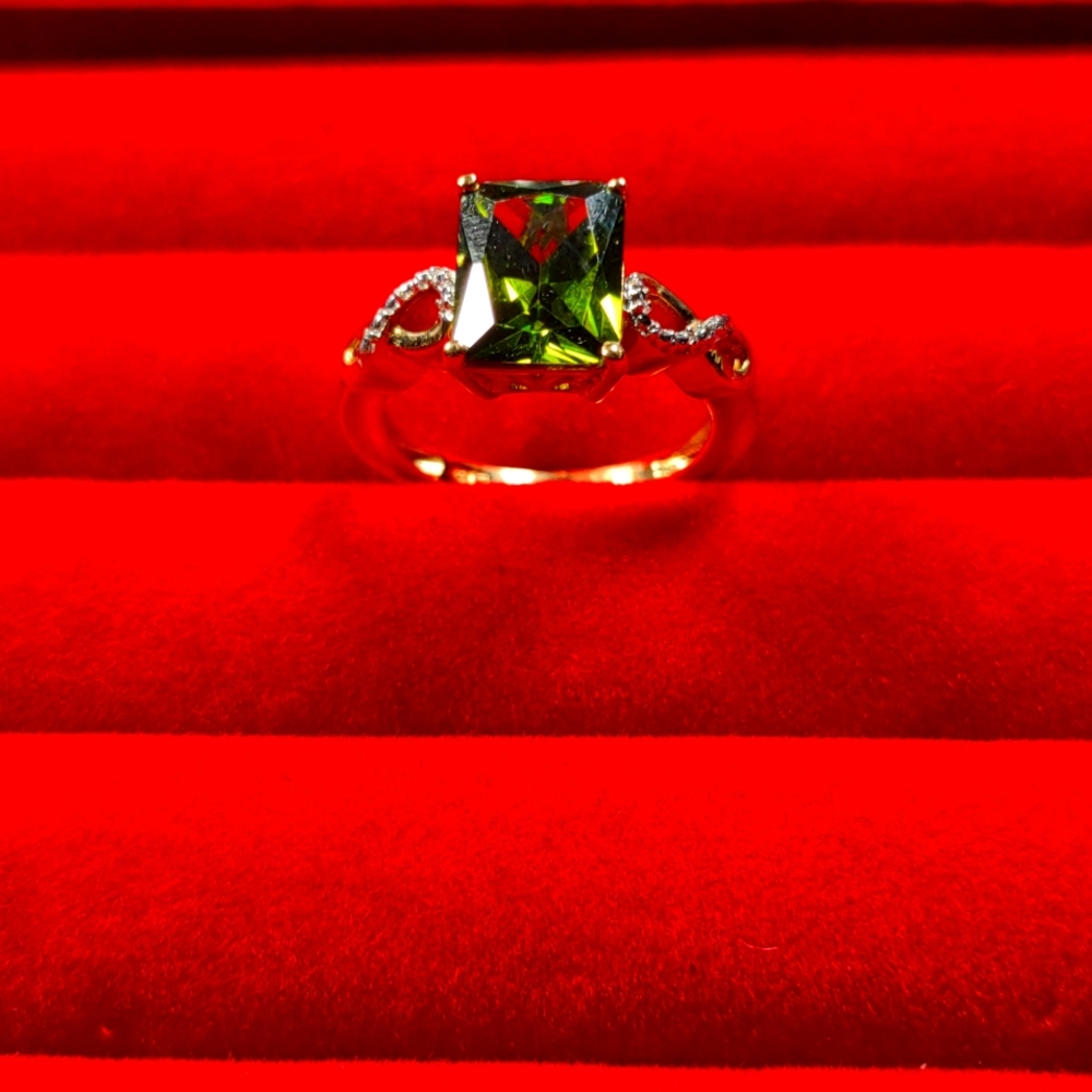 Green Sapphire Ring